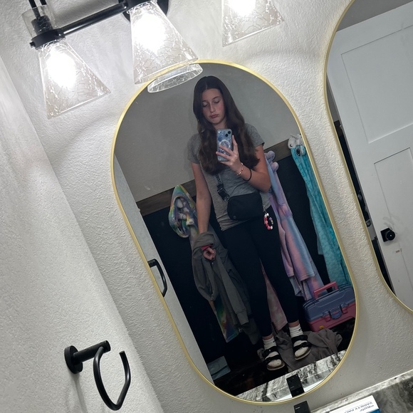 Meet your Posher, Addi - Picture 1 of 1